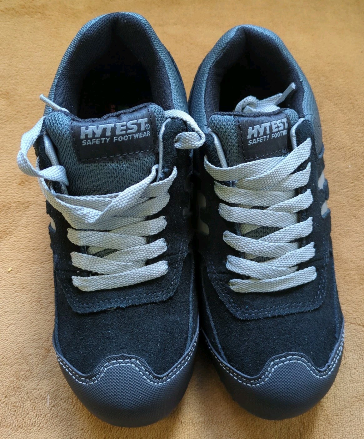 Hytest Women’s Size 5.5 Black Gray Steel Toe Slip Resistance Safety Shoe Sneaker