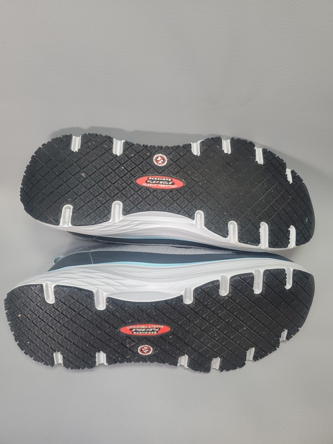 LN Woman’s Shoes SKECHERS Work Max Cushioning Arch Fit SR – Nixx Size 10 EH ANT