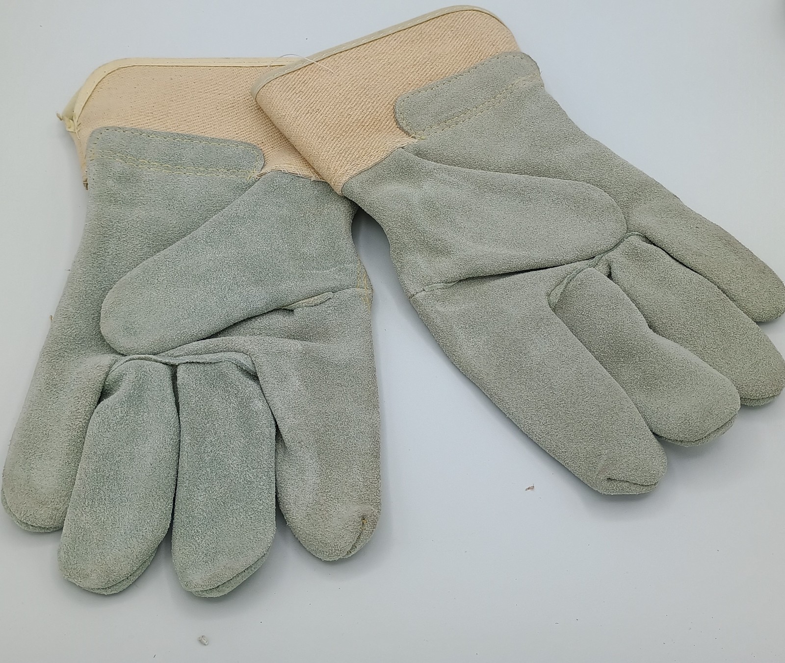 1700 Big Jake, MCR Safety, 1700 Leather Gloves With Kevler thread . Size M