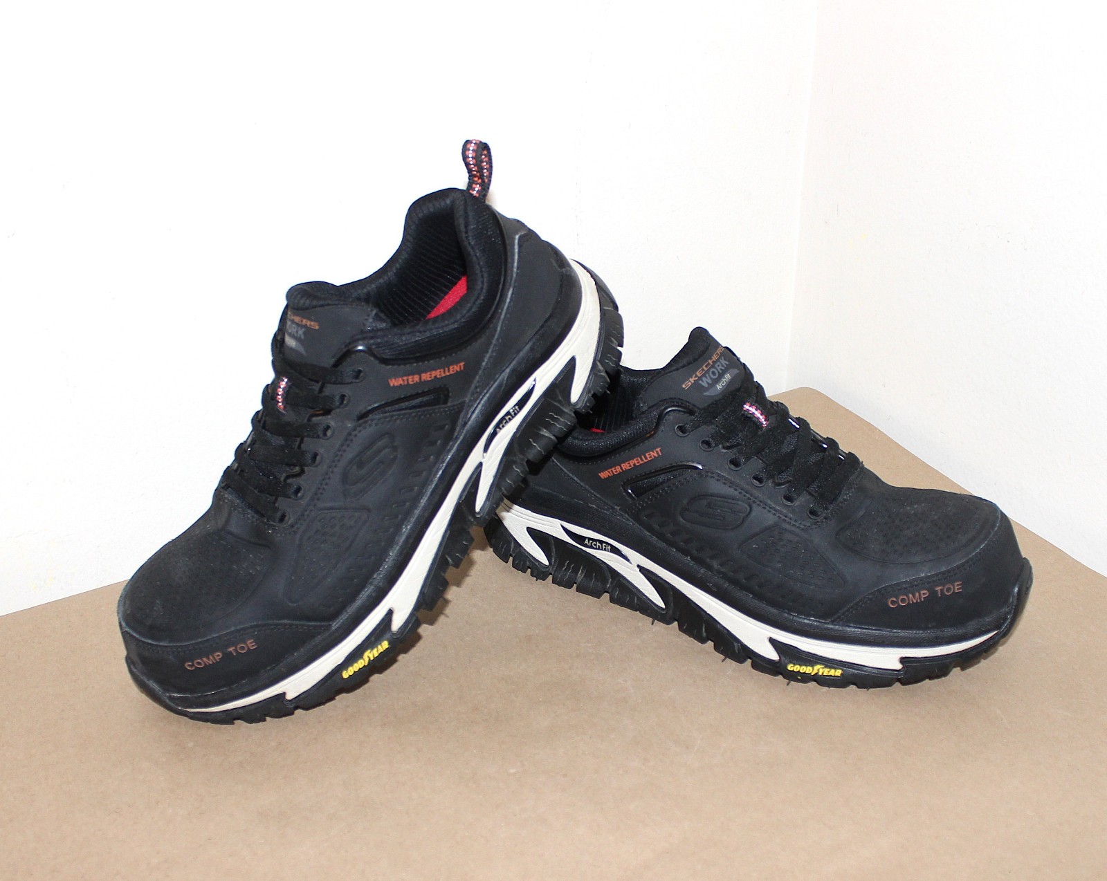 Sketchers Mens Sz-8.5 Arch Fit Road Walker Comp Toe Safety Work Shoe (SN200154)