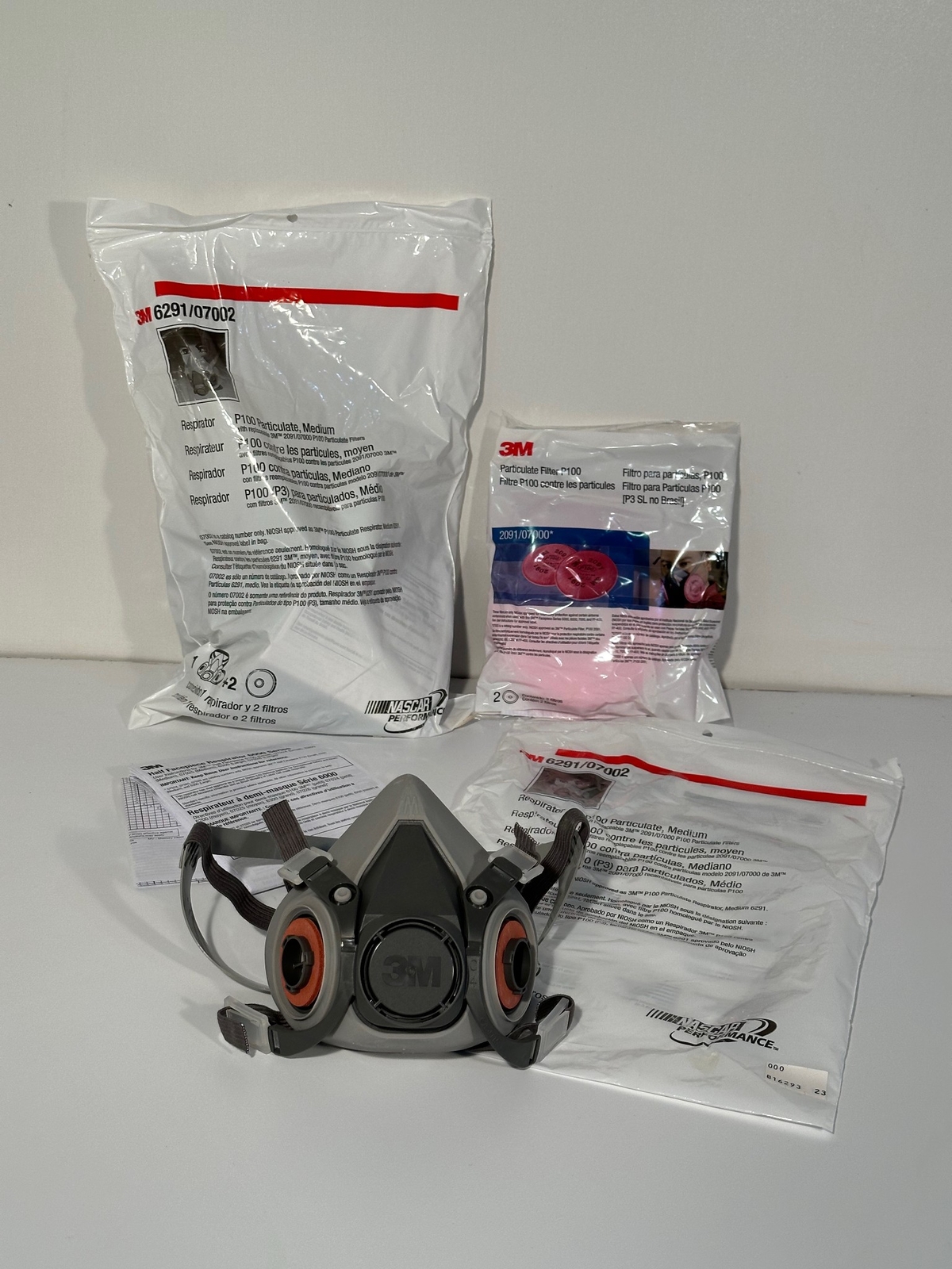 TWO (2) NEW 3M Particulate Respirators 6191 SMALL w/2091 Filters – Expired