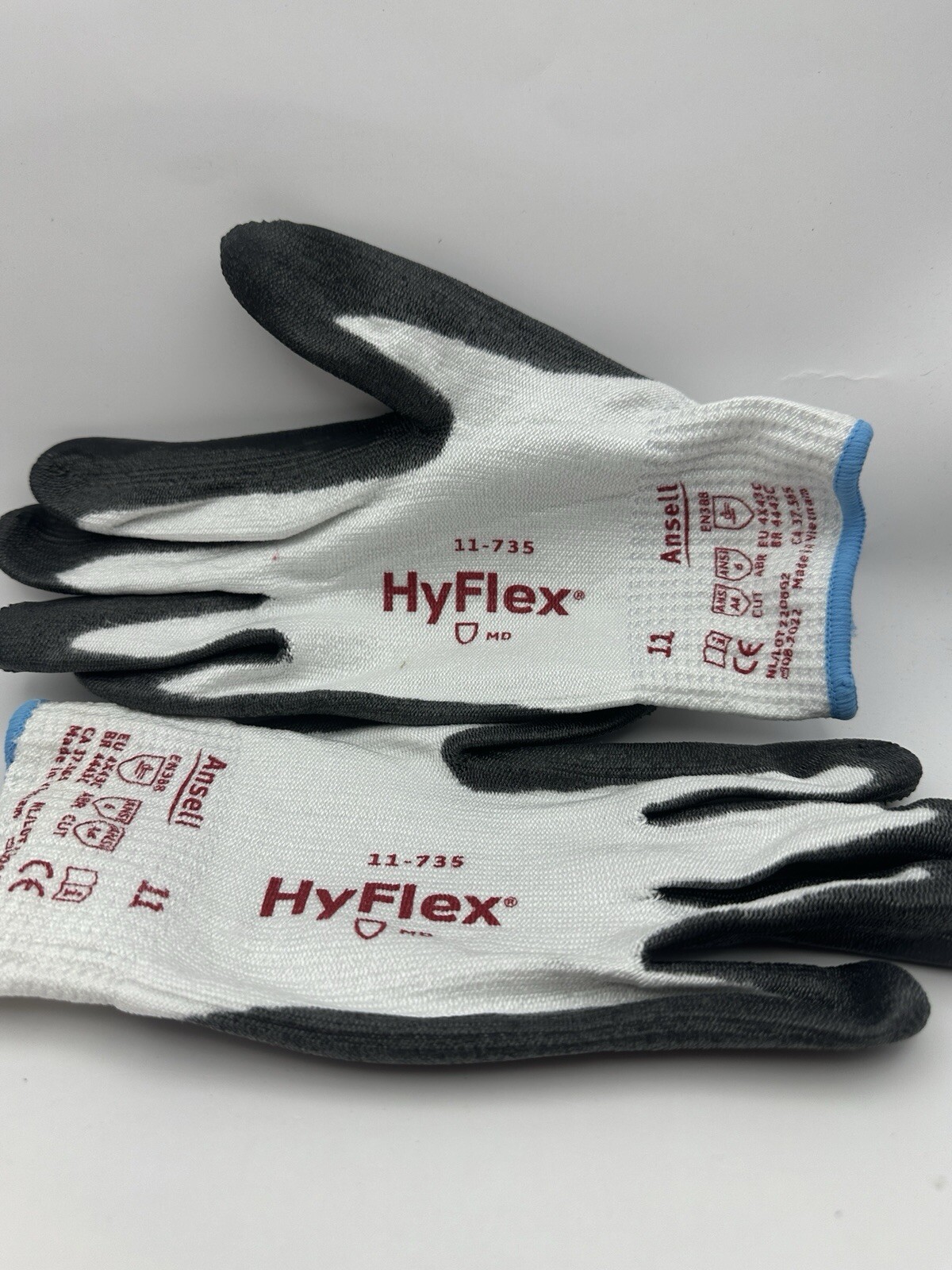 HyFlex Work Gloves Size 11 11-735 Unopened