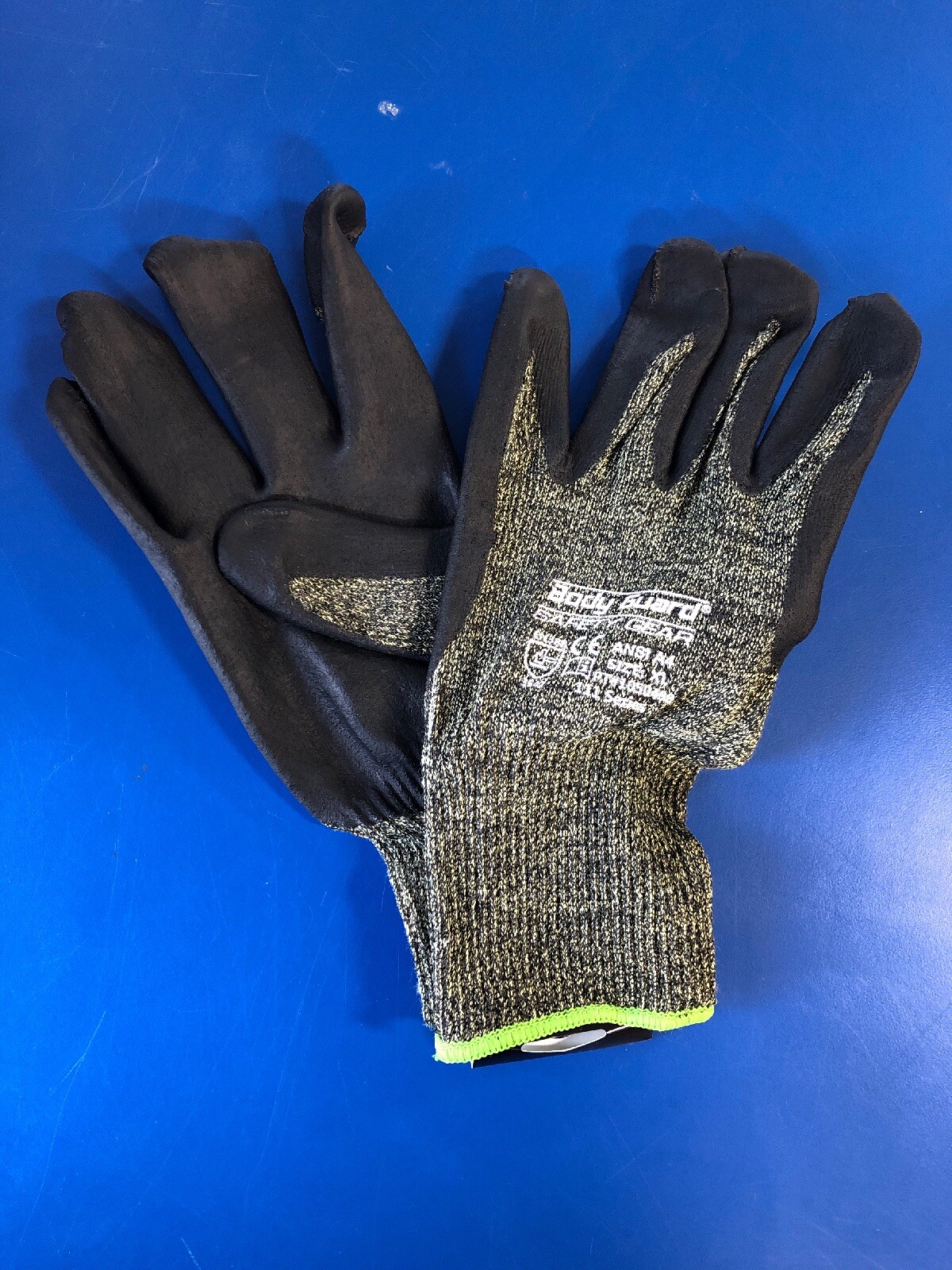Stainless Steel Blend w/ Ultra Thin Nitrile Foam HVAC Gloves 13 Guage Med