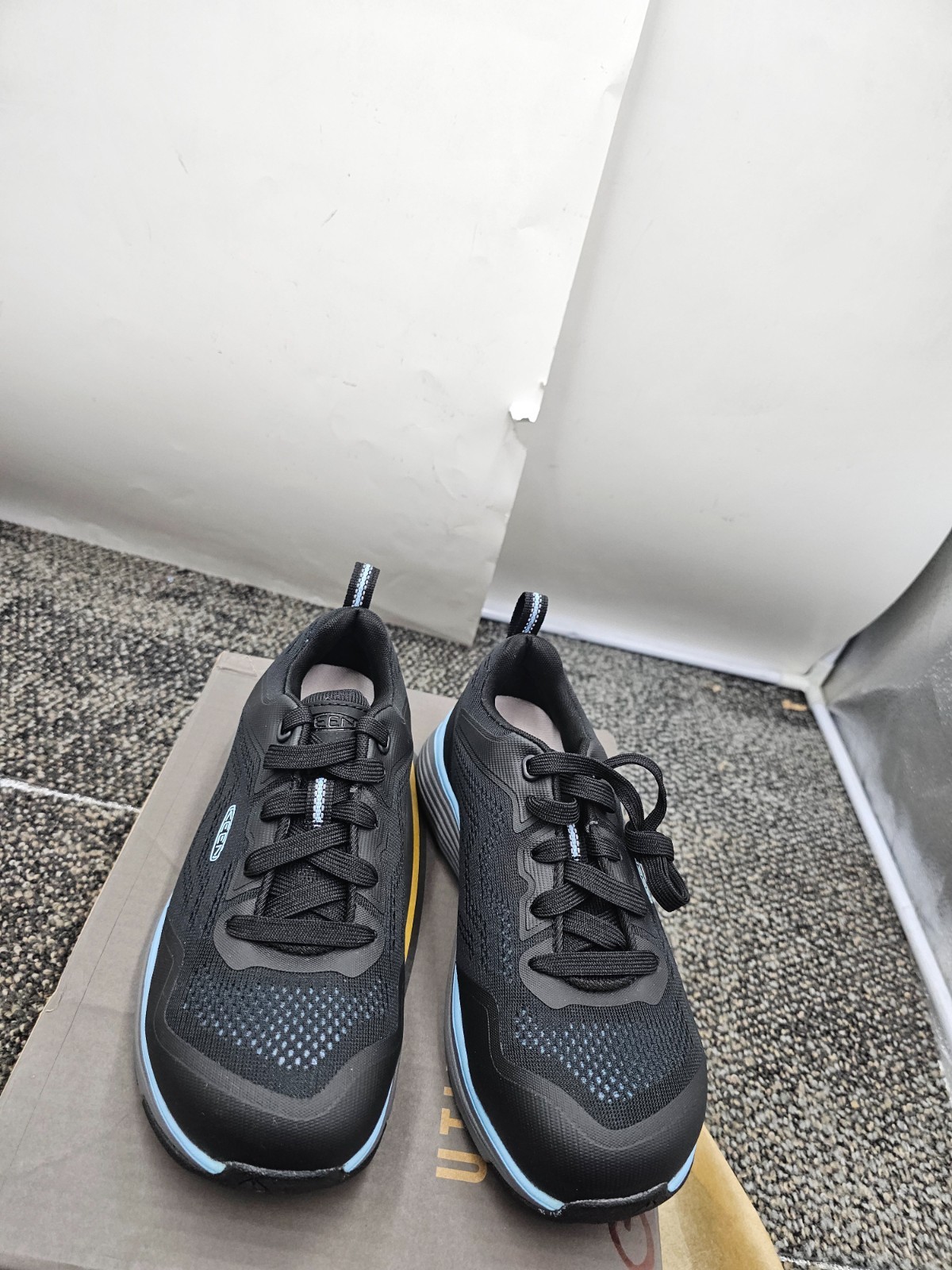 KEEN 1025571M Women’s Sparta II Industrial Work Shoes Size 6 Airy Blue/Black