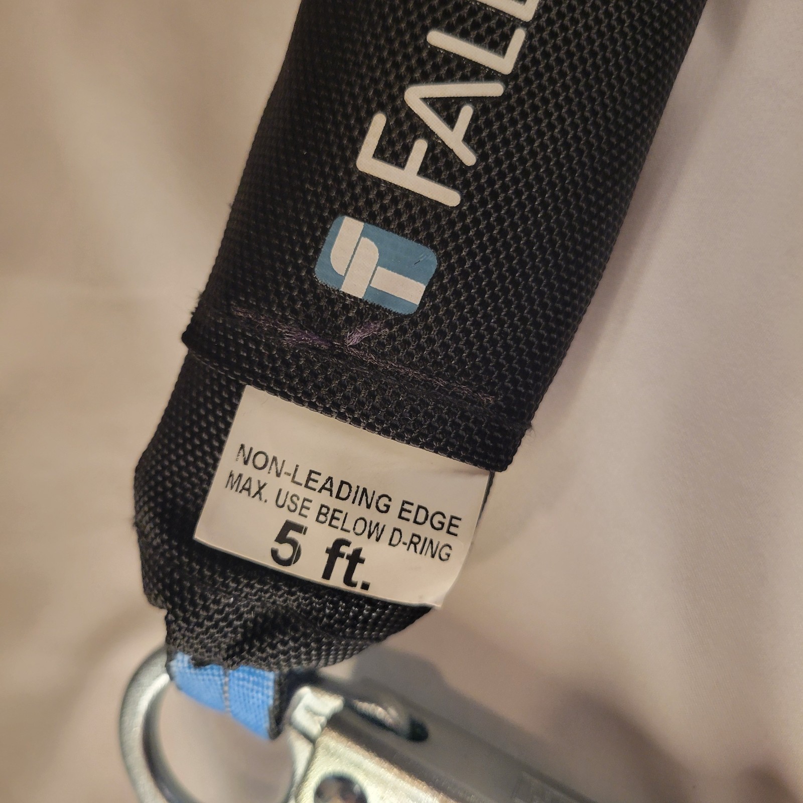 FallTech Full Safety Harness Universal w/ DuraTech Mini 6′ SRL 72706TB1 2023