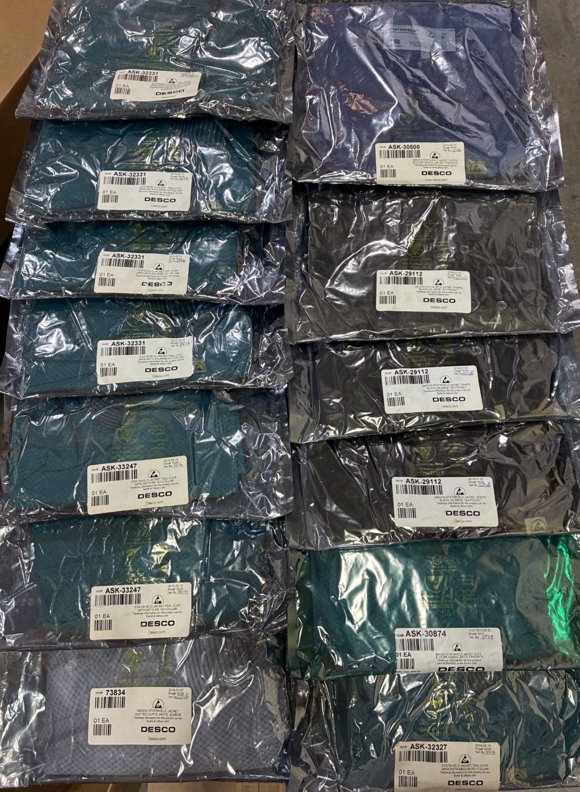 DESCO Smock Variety Pack: Box of 13 Smocks of Various Sizes, Colors and Styles