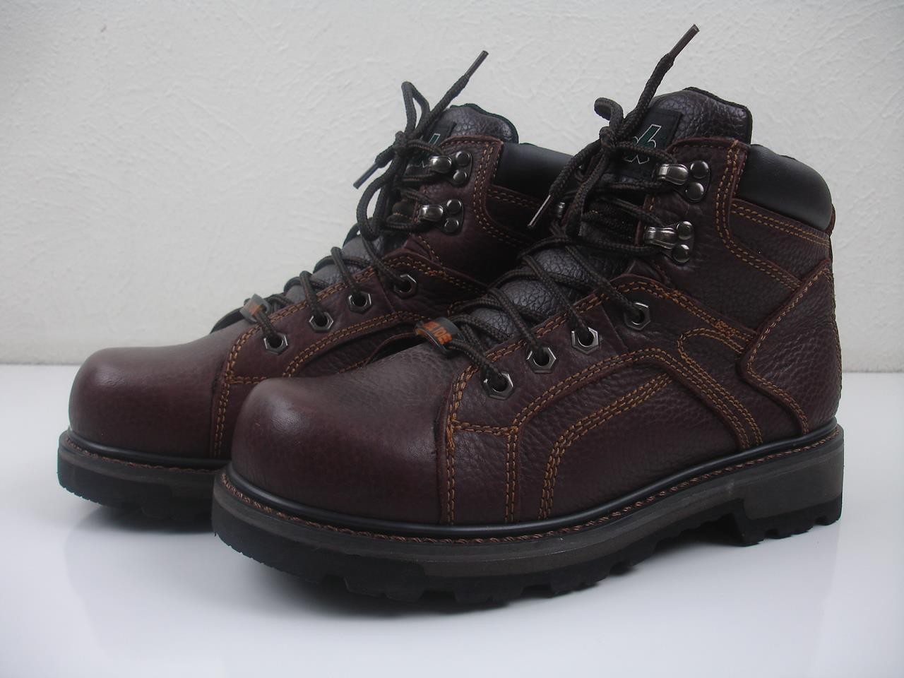 Men’s 7 M Mack Charge Steel-Toe Work Boots Brown Leather Lace-Up Oil Resistant