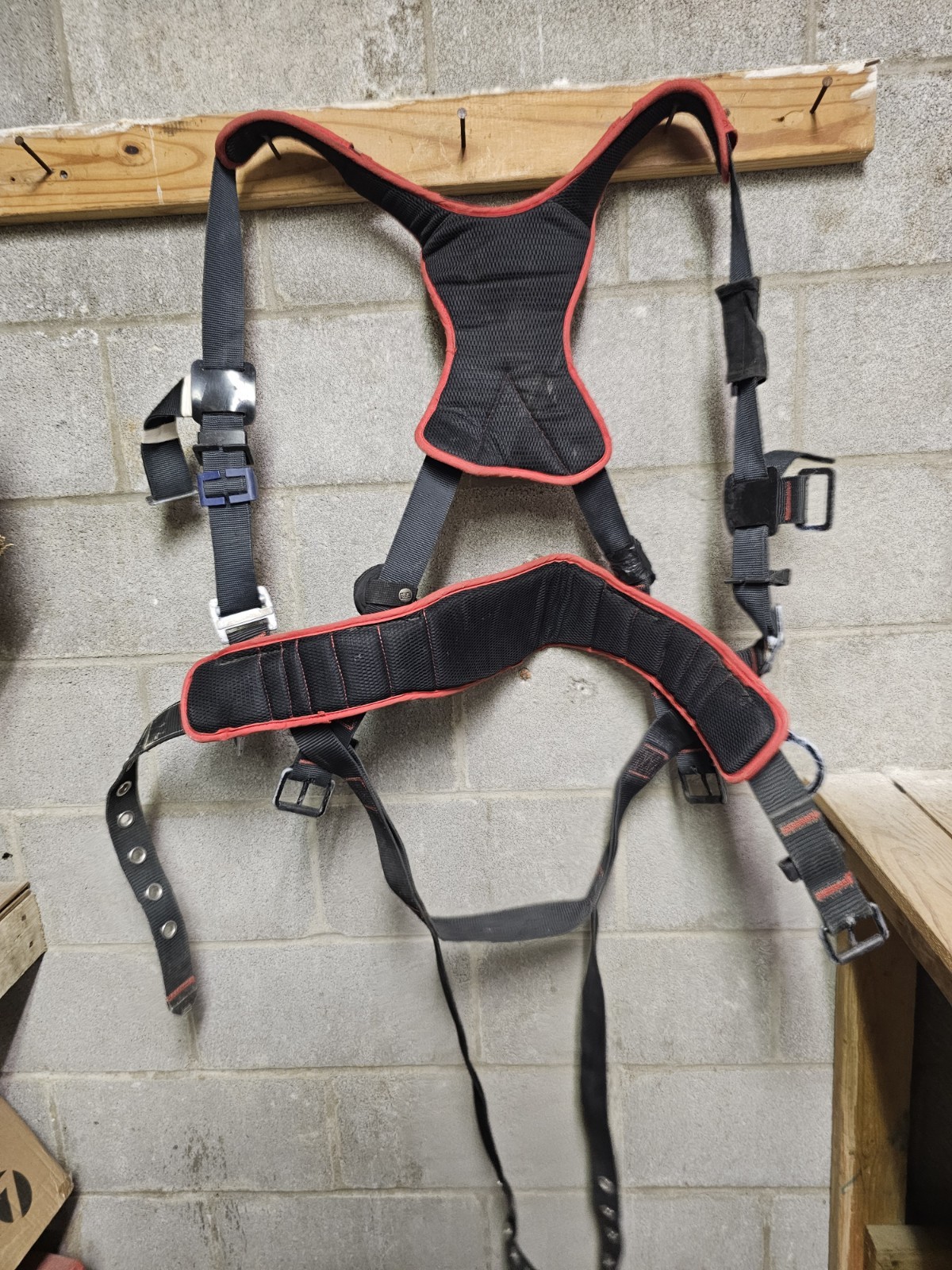 3M PROTECTA 1161207 XL FULL BODY HARNESS W/ BELT FALL PROTECTION