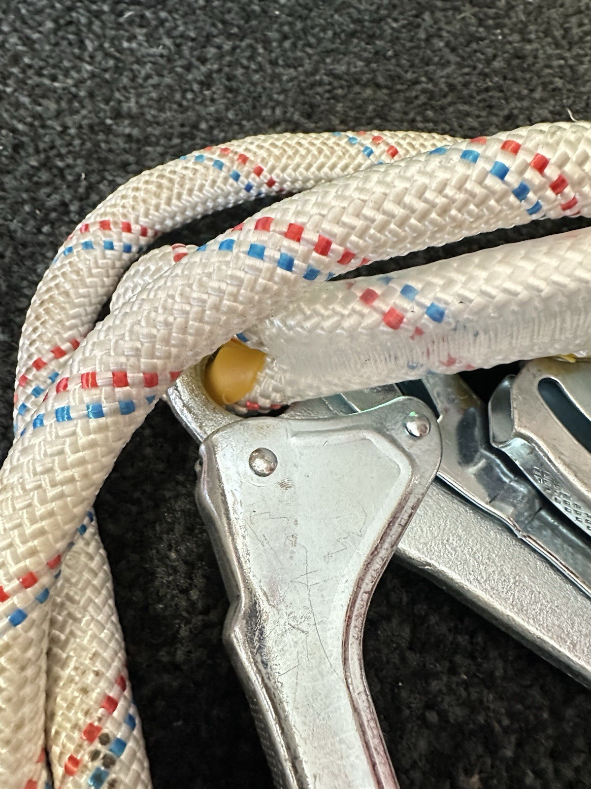 TRSMIMA Industrial Safety Lanyard Energy Absorber with Carabiners Model LPT-H-I