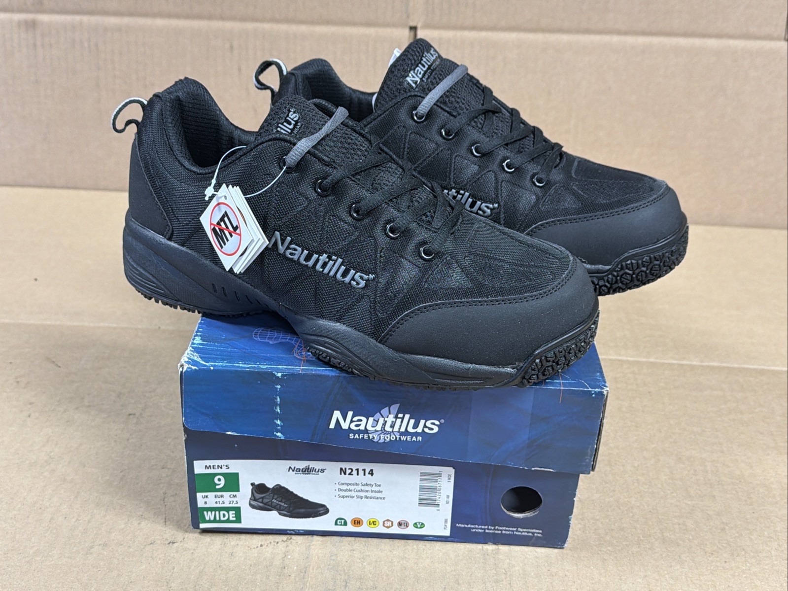 Nautilus Safety Footwear BLACK Work Shoe Composite Toe Slip Resistant SZ 9 W