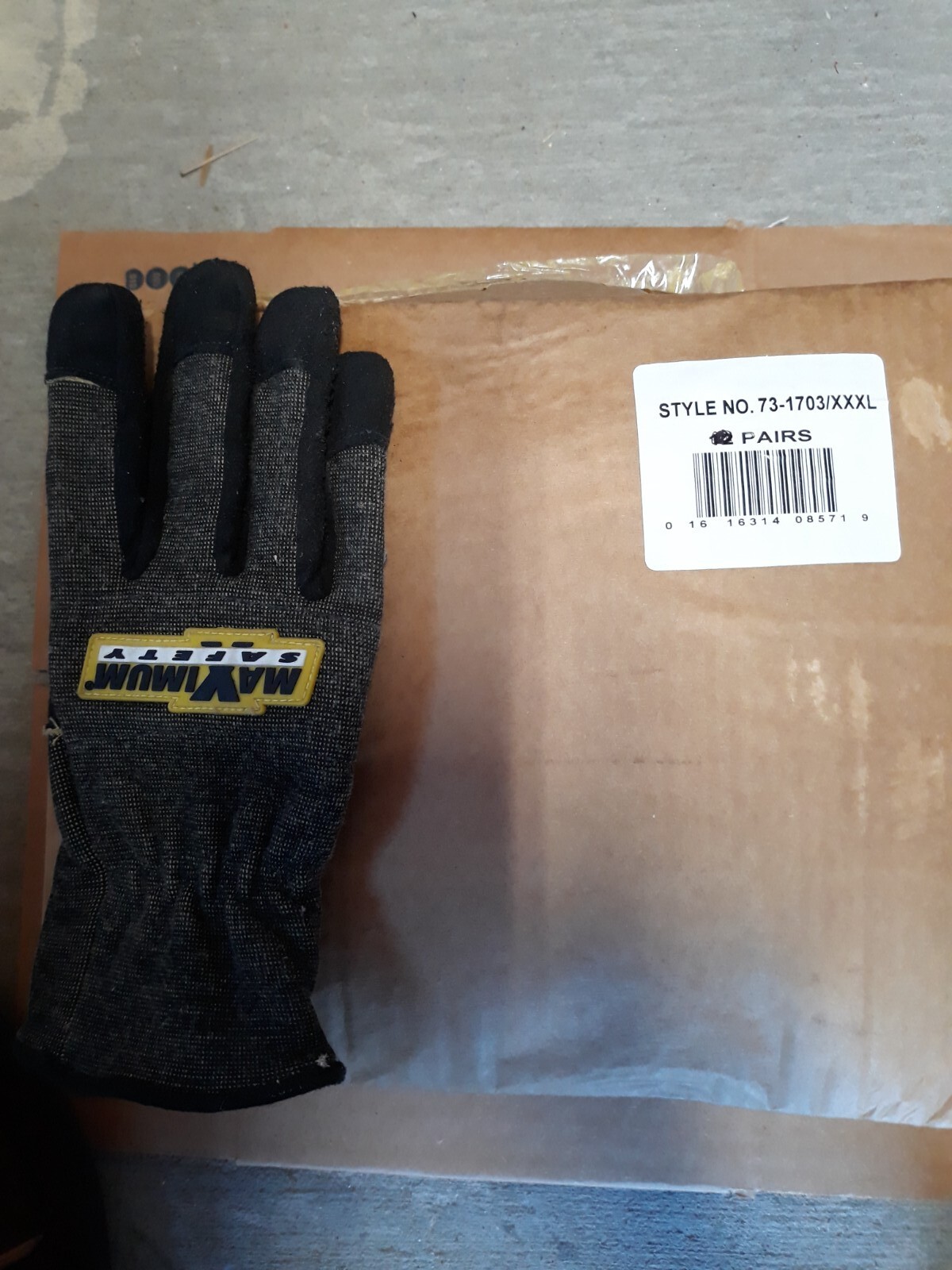 Pip 73-1703/xxxl Synthetic Leather Palm Glove made with DuPont™ Kevlar® xxxl