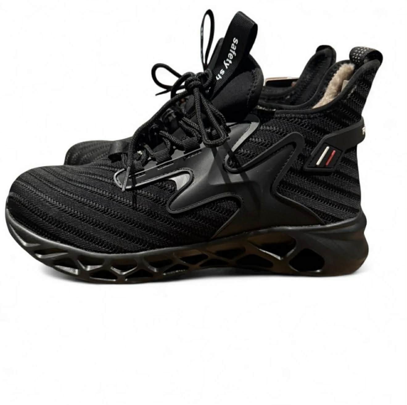 NWT Fashion Black Work Shoes Composite Toe-US Mens size 9 or Womens size 10.5