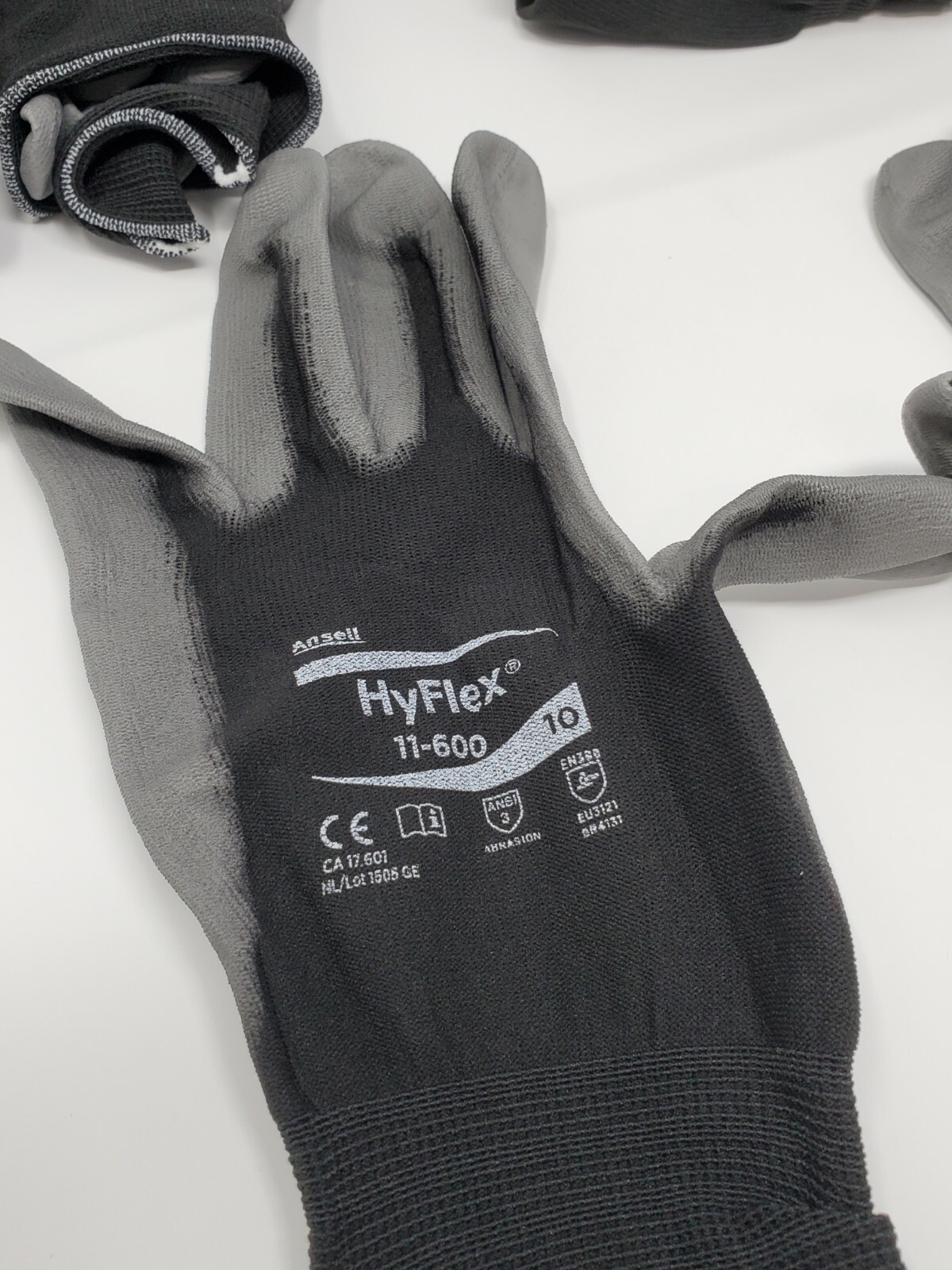 (12) Pair Ansell HyFlex 11-600 Size 10 Nylon Polyurethane Gloves (XL) Black