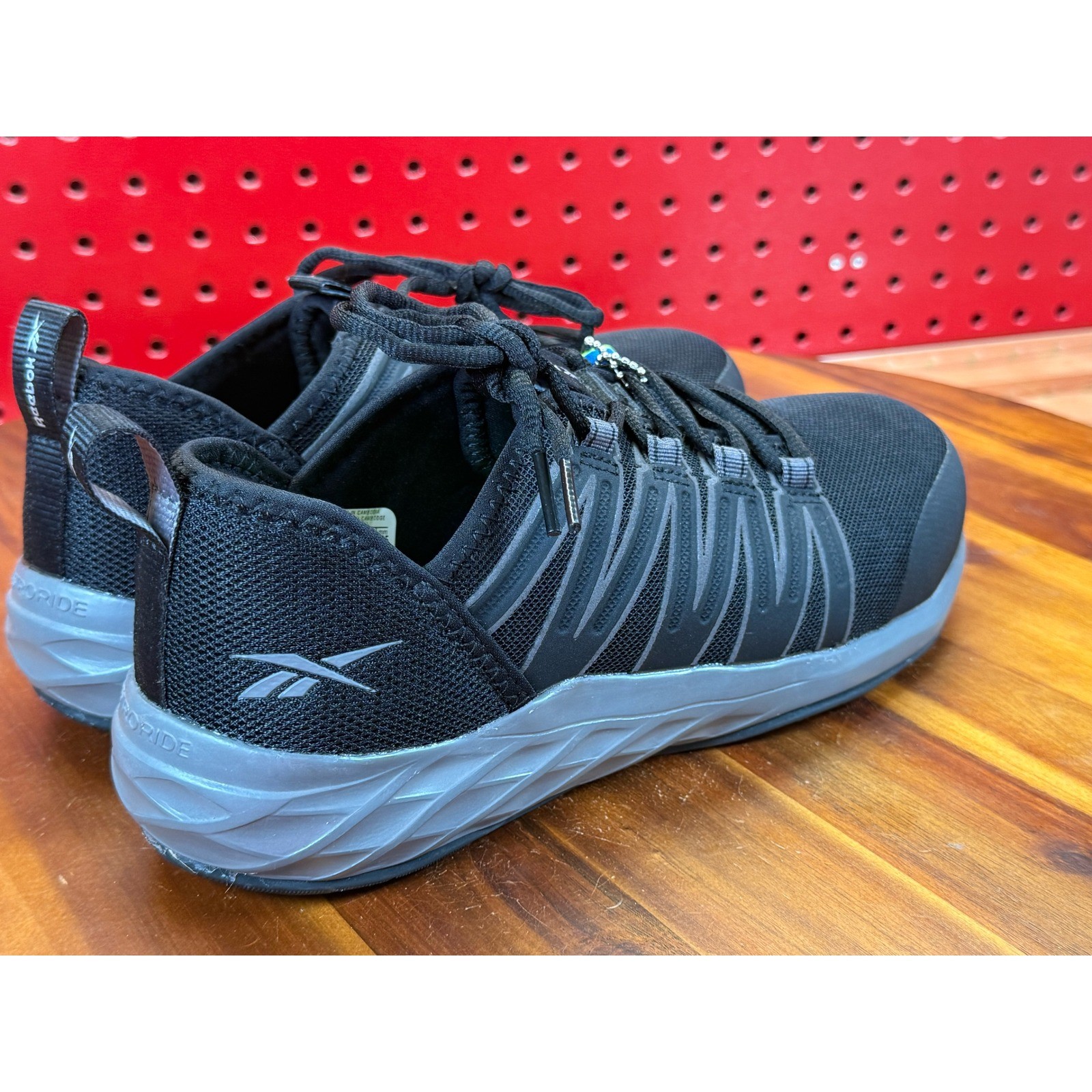 Reebok Astroride Strike Steel Toe Work Shoe Black Grey RB2211 Womens 7.5 Men 5.5