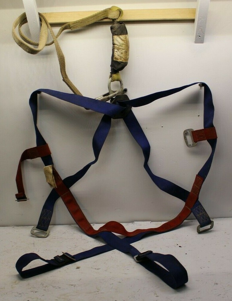 ELK RIVER SAFETY HARNESS- UNKNOWN SIZE SEE PICS FOR DETAILS