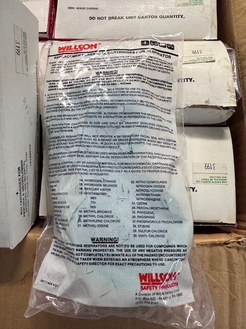 LOT OF 36 R24 Wilson Respirator Replacement Chemical Cartridges Pair TC-23C-70