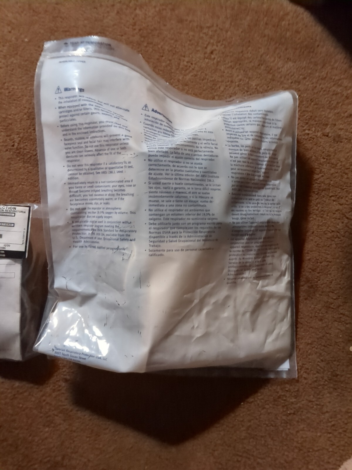 SPERIAN Half Mask Respirator, Threaded, With 2 Filter Cartridges , R95, White