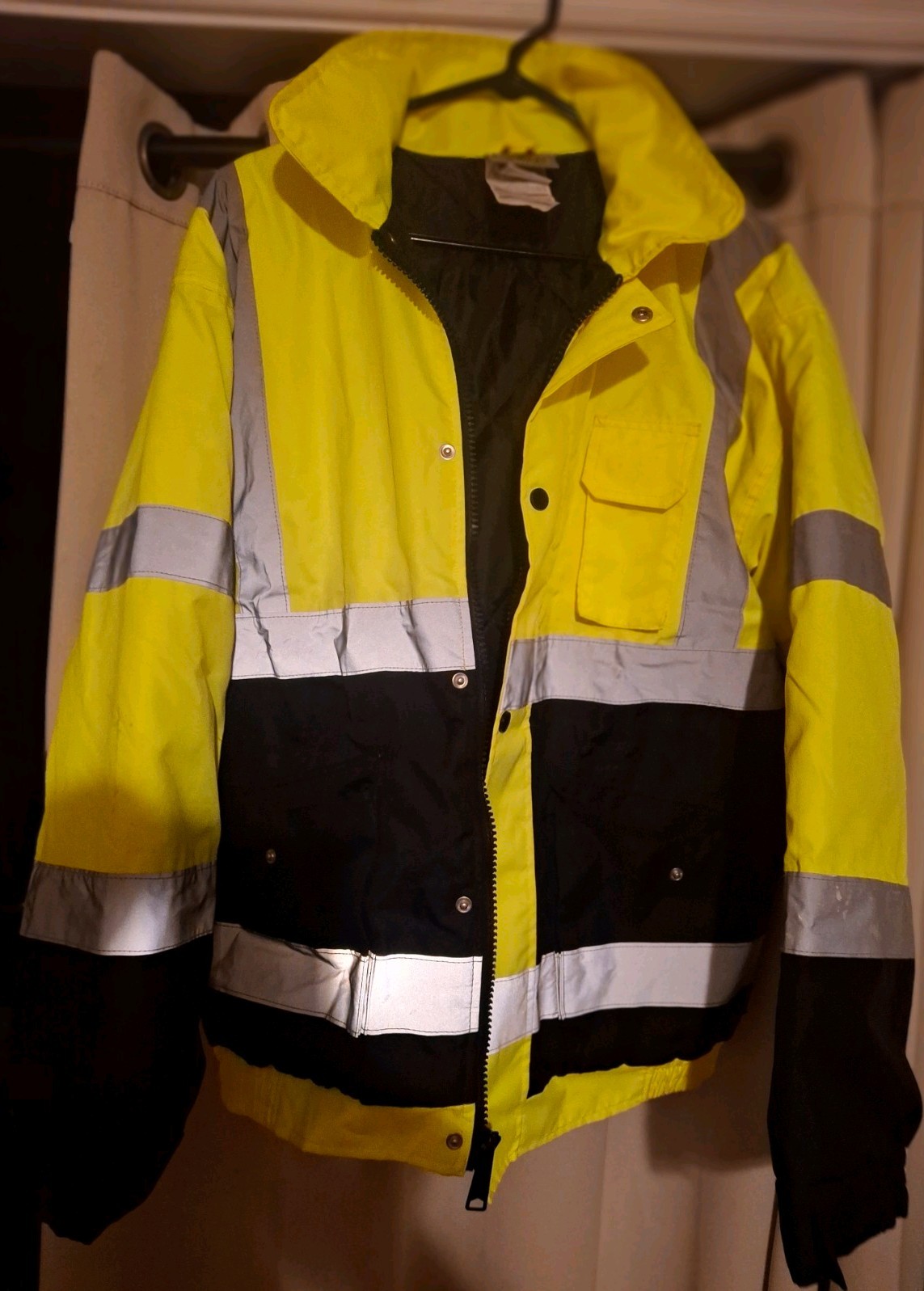 Utility Pro High Vis Size Large Zip Hooded Jacket UHV562 ANSI Class 3