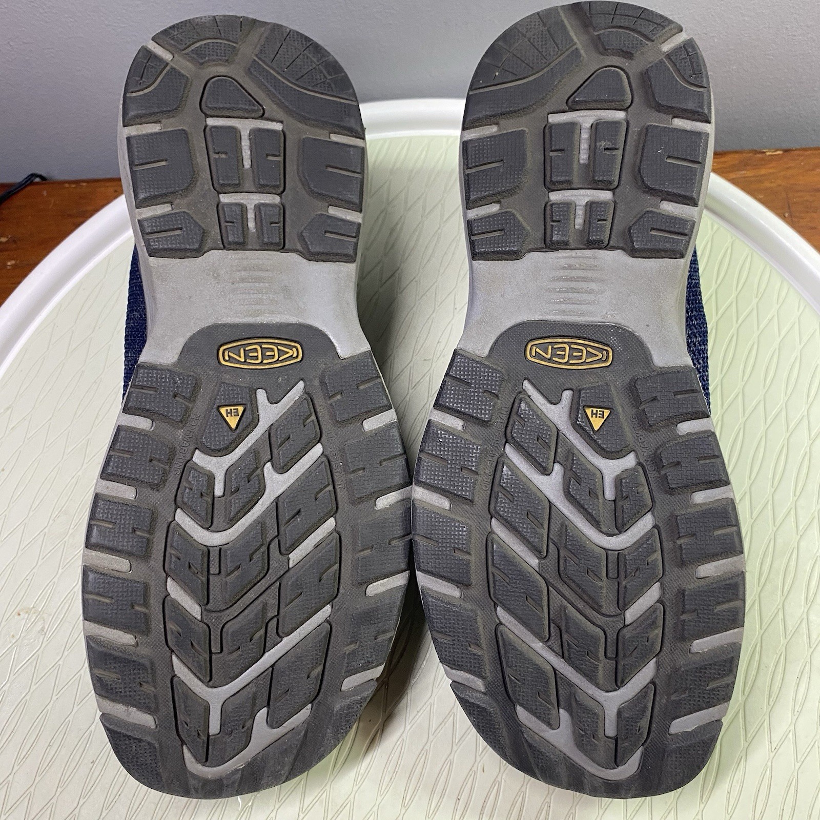Keen Utility ASTM Aluminum Toe Non Slip Work Shoes Navy Blue Women’s Sz 9.5M