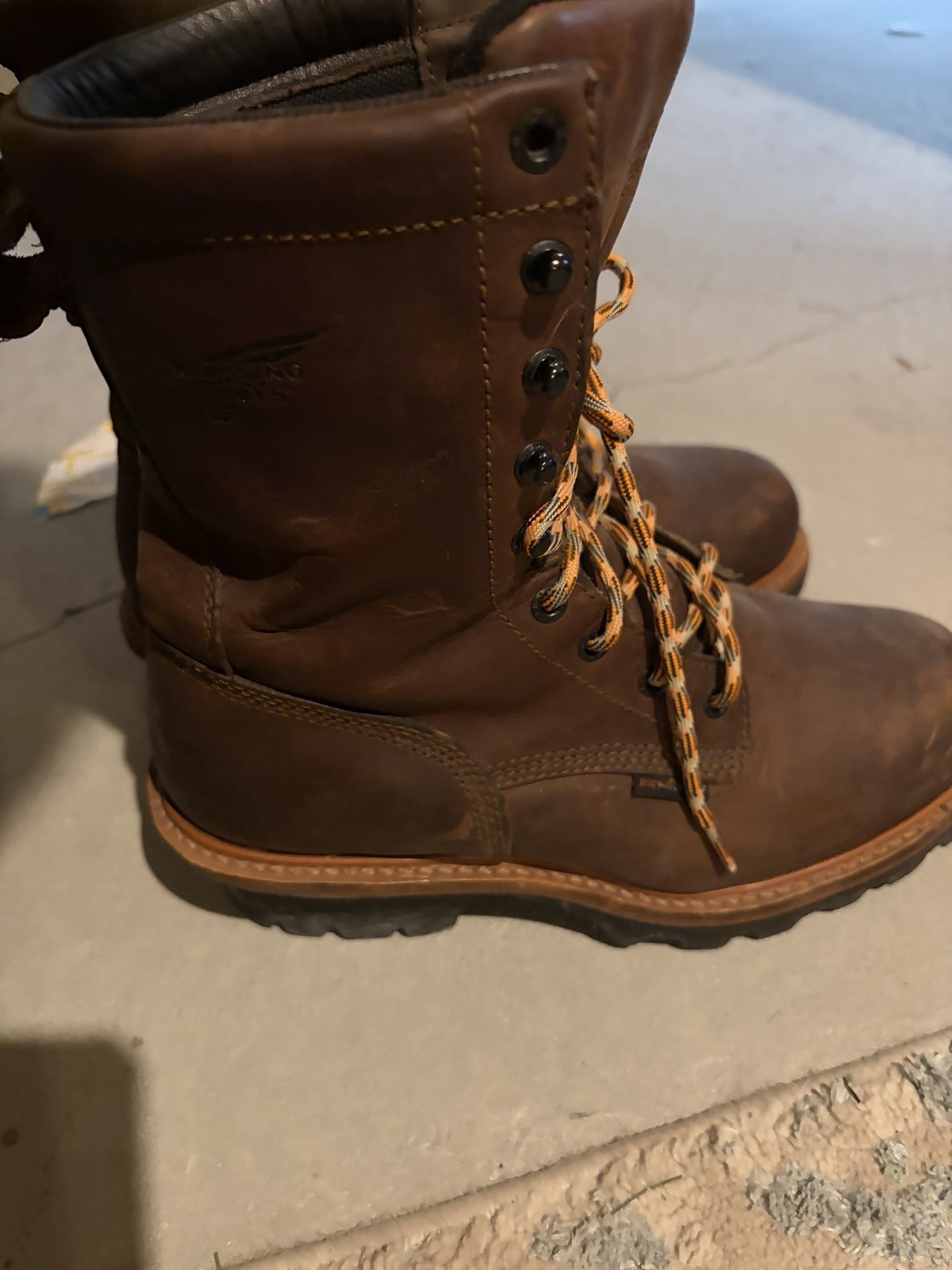 Red Wing 4420 Men’s 9 EE Brown Leather Work Boots EH Vibram Sole