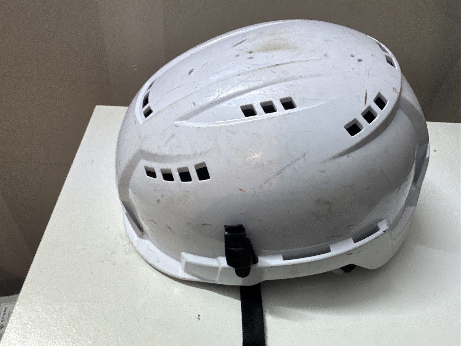 MILWAUKEE BOLT White Safety Helmet Class C Liner 48-73-1093 6-1/2 To 8-1/2” USA